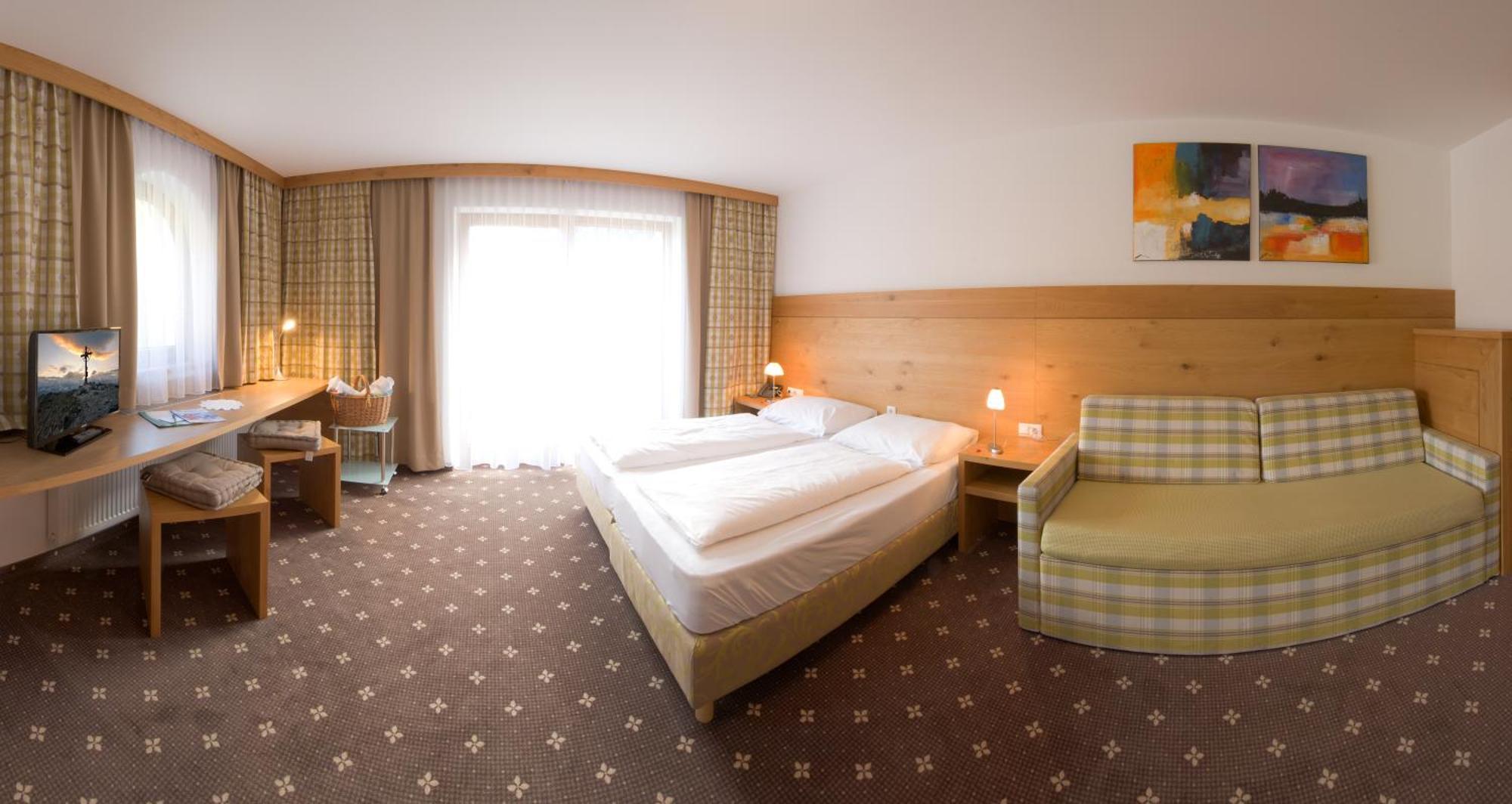 Hotel Zum Gruenen Tor Tux Δωμάτιο φωτογραφία